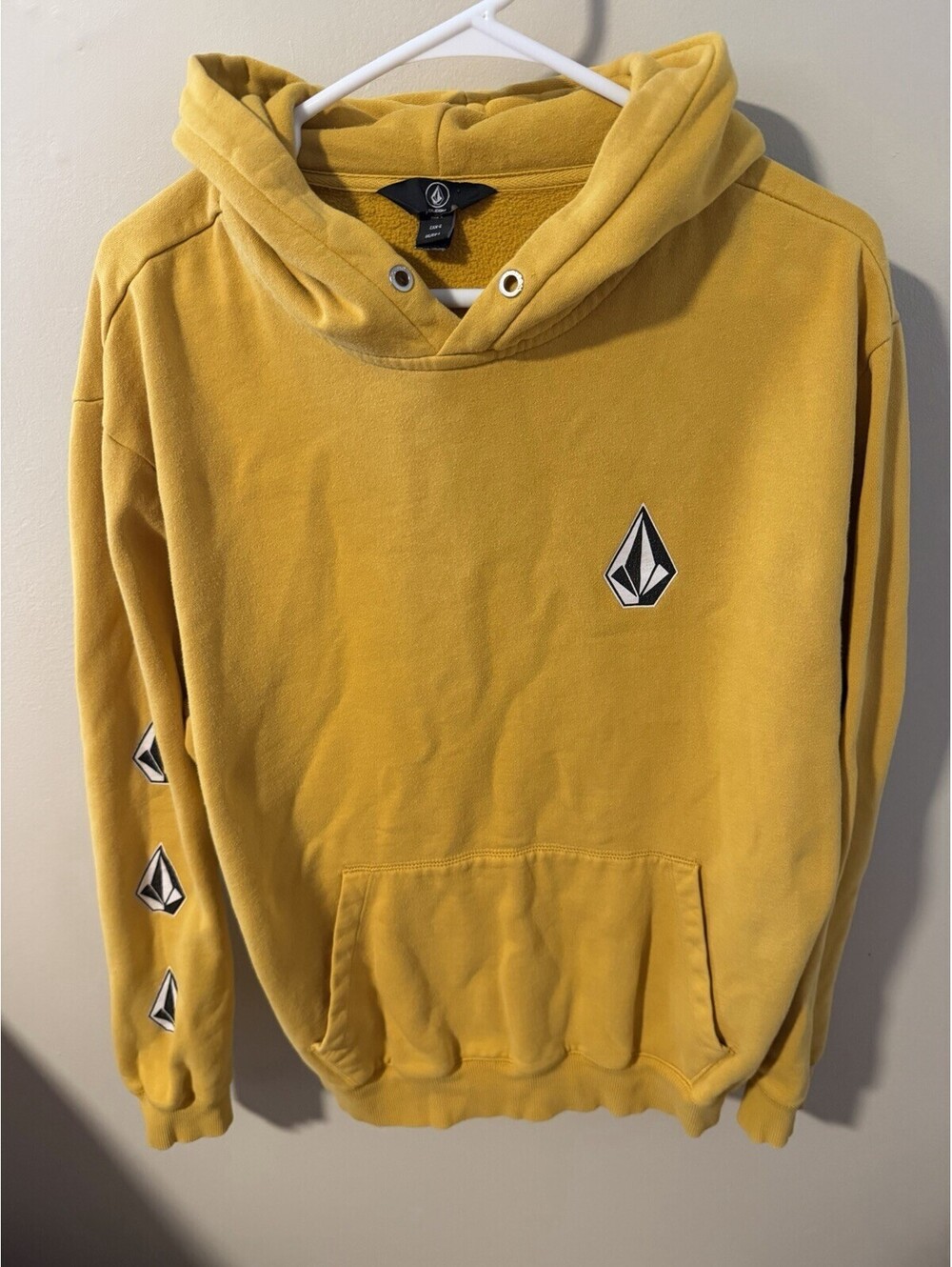 volcom sweatshirts hoody Men’s size large
